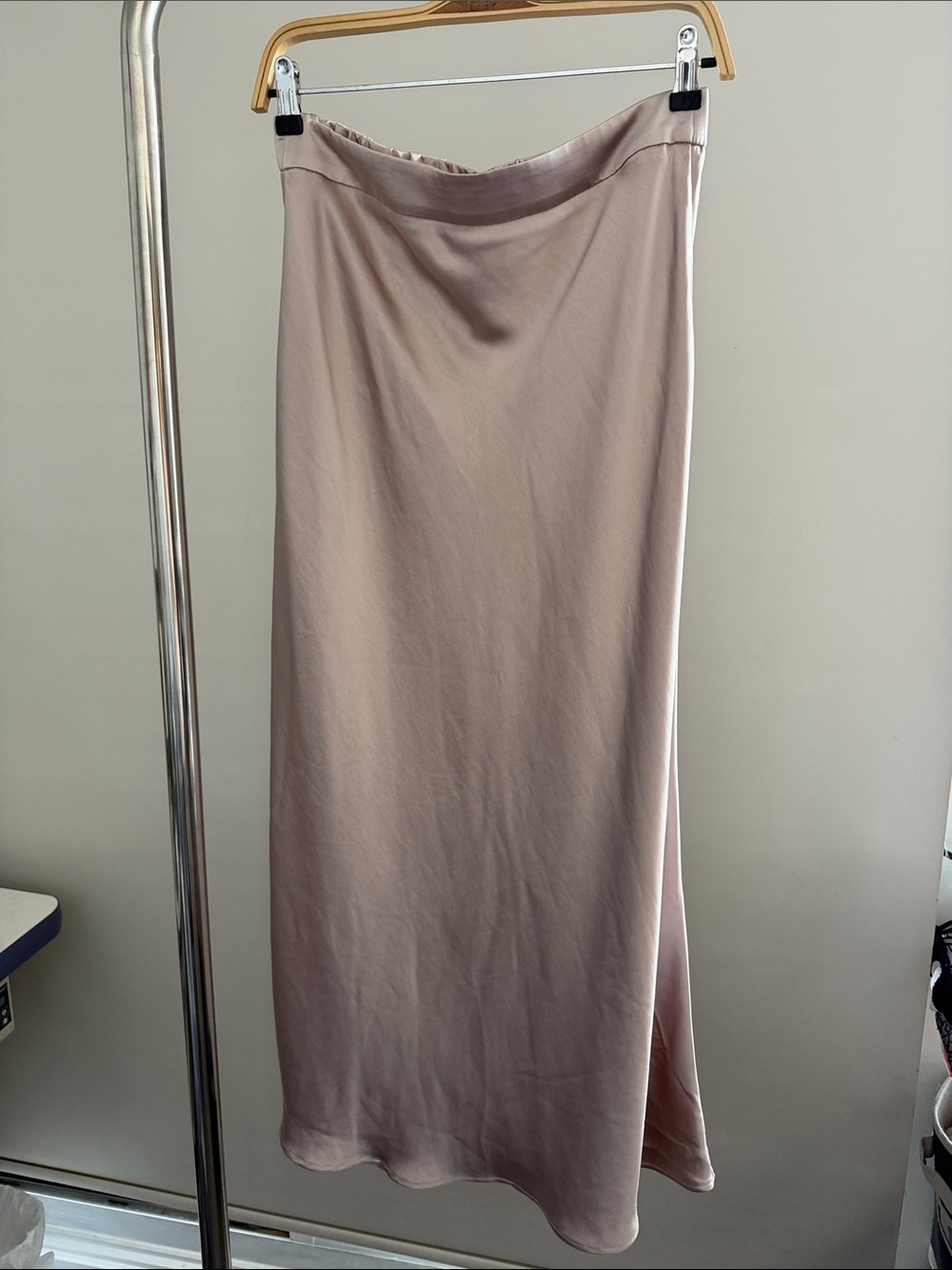 RW&CO. Dusty Mauve Silk-Look Bias Maxi Skirt